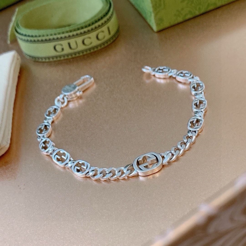 Gvc*1 bracelets